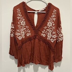 never worn ladies blouse